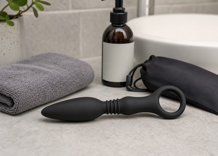 Anal Vibrators guide product scene with tapered silicone body, retrieval loop, water-based lube